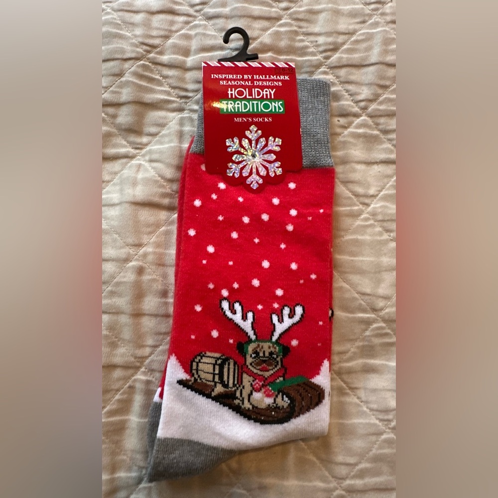 Hallmark Holiday Traditions- Gray and Red Holiday Men's Socks- NEW!